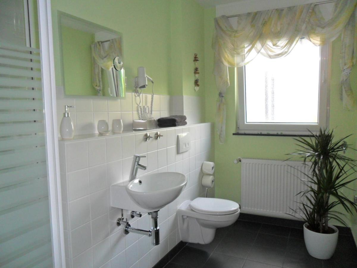 Ferienwohnung Im Rosental Andernach Luaran gambar